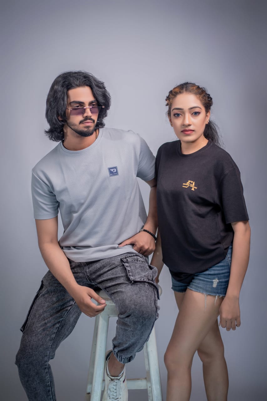 Men's Diamond Textured T-Shirt - Light Grey - Image 4